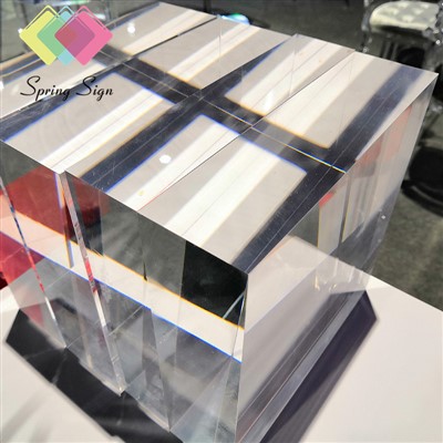 Epesè Klè Kare Acrylic blòk